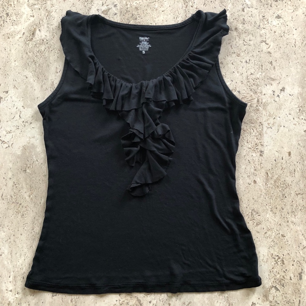MOSSIMO Ruffle Sleeveless Top in Black